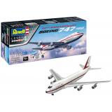 Сборная модель-копия Revell Самолет Боинг-747-100 50 лет уровень 4 масштаб 1:144