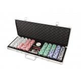 Набор из 500 фишек для покера с номиналом в серебристом кейсе