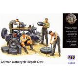 MB3560 German Motorcycle Repair Crew (MB3560) Масштаб:  1:35