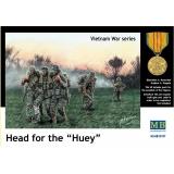 Серия Вьетнамская война: Head of the Huey (MB35107) Масштаб:  1:35