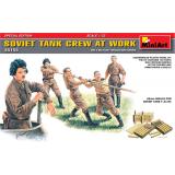 MA35153  Soviet Tank Crew at Work. Special Edition