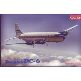 Пассажирский самолет Дуглас DC-6 1:144
