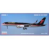 Пассажирский самолет Boeing 757-200 "Trump" 1:144