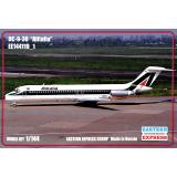 Авиалайнер DC-9-30 "Alitalia" 1:144
